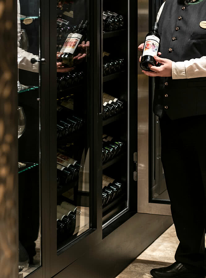 Wine refrigerator in the 4*s Hotel Unterschwarzachhof Saalbach Hinterglemm