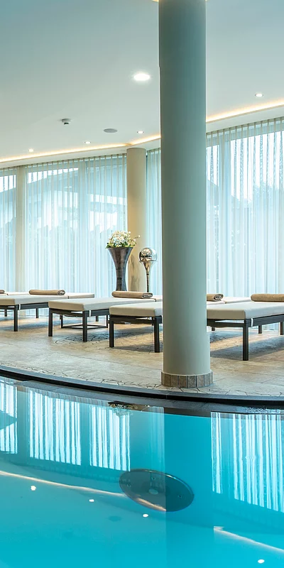 Wellness & Spa Indoor Pool Bereich 4*s Hotel Unterschwarzachhof Saalbach Hinterglemm